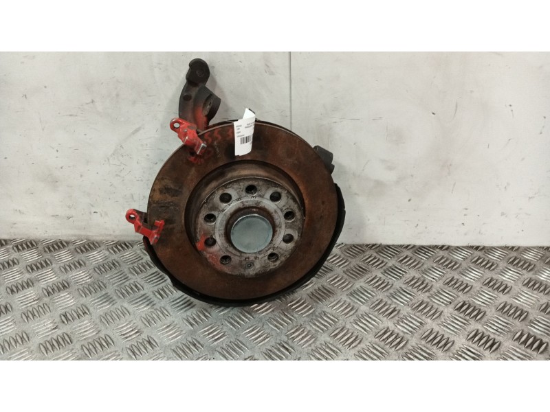 Recambio de mangueta trasera derecha para audi a3 sportback (8va, 8vf) 2.0 tdi referencia OEM IAM 5Q0505436F  