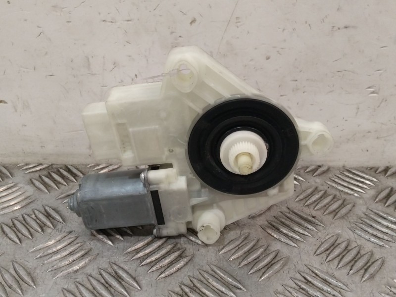 Recambio de motor elevalunas delantero derecho para skoda fabia iii (nj3) 1.4 tdi referencia OEM IAM 5JA959812K  