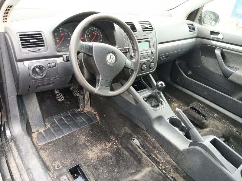 volkswagen golf v (1k1) del año 2006