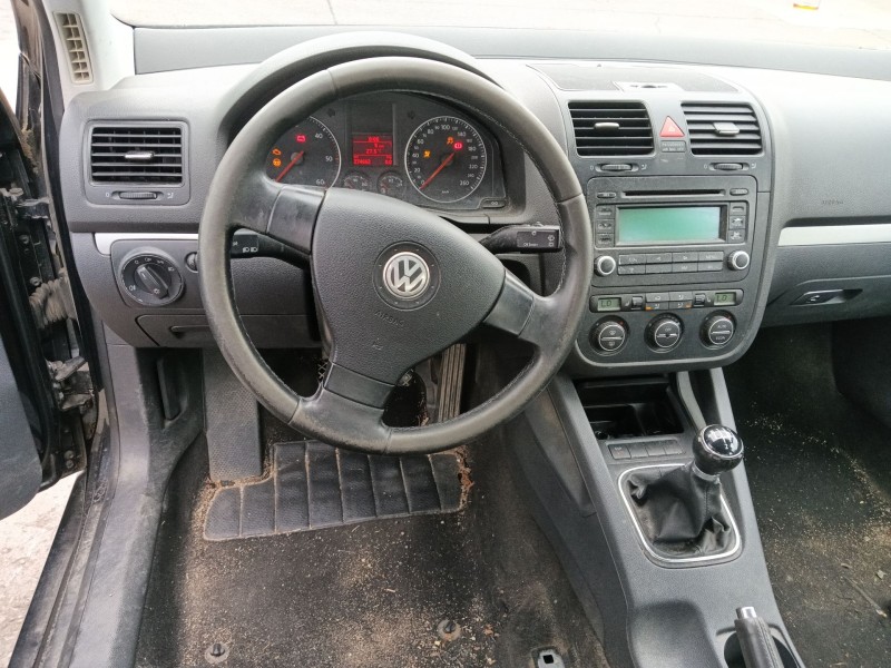 volkswagen golf v (1k1) del año 2006