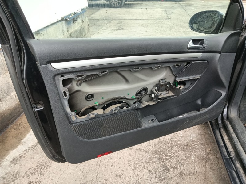 volkswagen golf v (1k1) del año 2006
