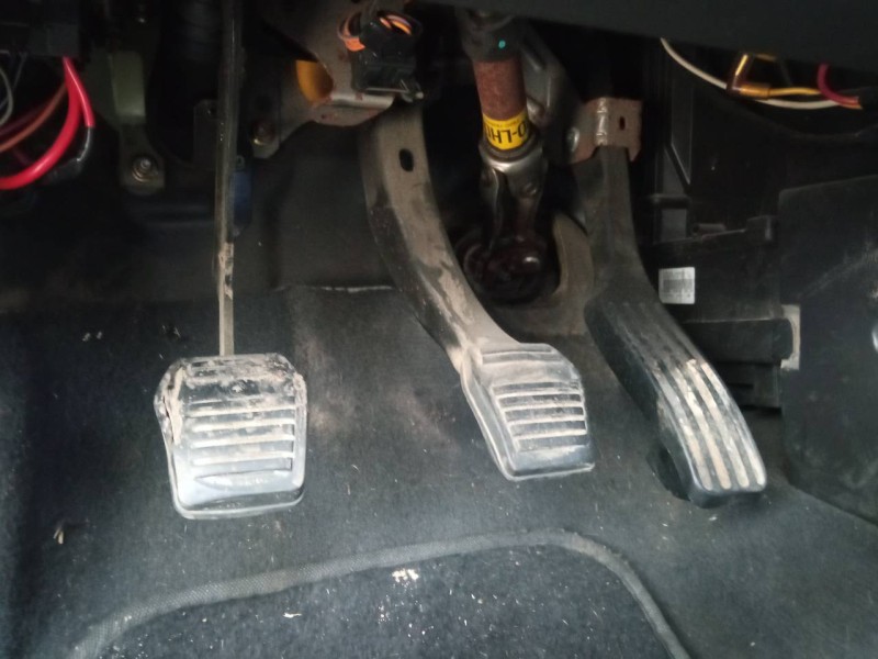 Recambio de pedal embrague para ford cougar (mc) 2.5 v6 24v cat referencia OEM IAM   