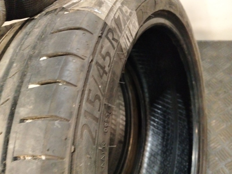 Recambio de neumatico pareja para neumatico neumatico ocasion referencia OEM IAM 215/45/R17 91Y CEAT SPORT DRIVE 