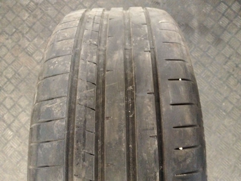 Recambio de neumatico ocasión para neumatico neumatico ocasion referencia OEM IAM 225/45/R18 95Y DUNLOP 