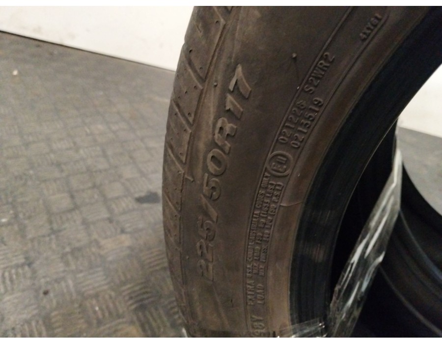 Recambio de neumatico pareja para neumatico neumatico ocasion referencia OEM IAM 225/50/R17 98 Y COOPER ZEON C58 