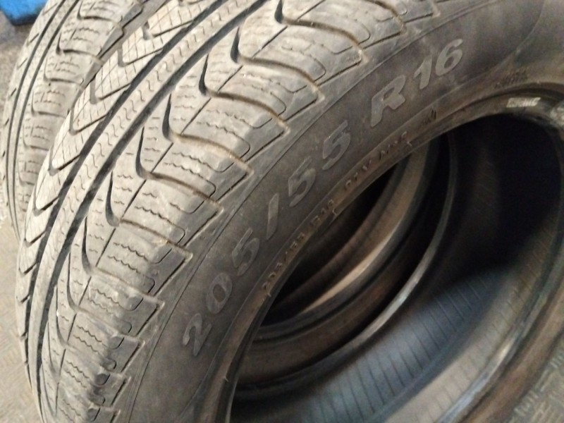 Recambio de neumatico pareja para neumatico neumatico ocasion referencia OEM IAM 205/55/R16 91V PIRELLI CINTURAUTO PLUS 