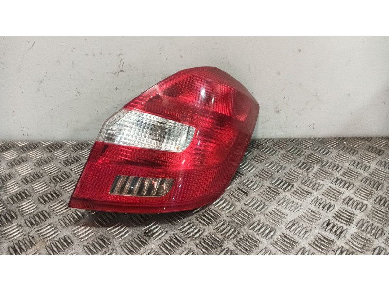 Recambio de piloto trasero derecho para skoda fabia ii (542) 1.2 tsi referencia OEM IAM 5J6945096  
