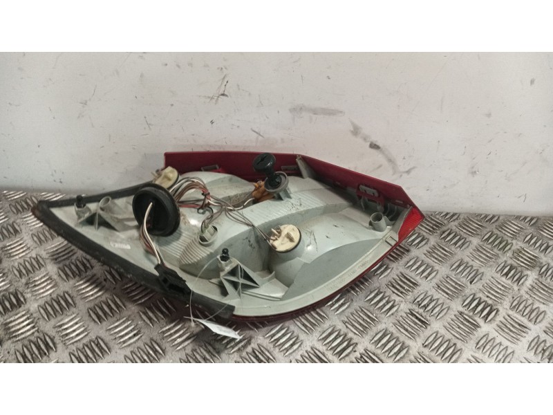 Recambio de piloto trasero derecho para skoda fabia ii (542) 1.2 tsi referencia OEM IAM 5J6945096  