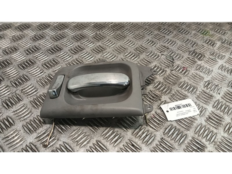 Recambio de maneta interior lateral derecha para kia carnival ii (gq) 2.9 crdi referencia OEM IAM K53A72330  