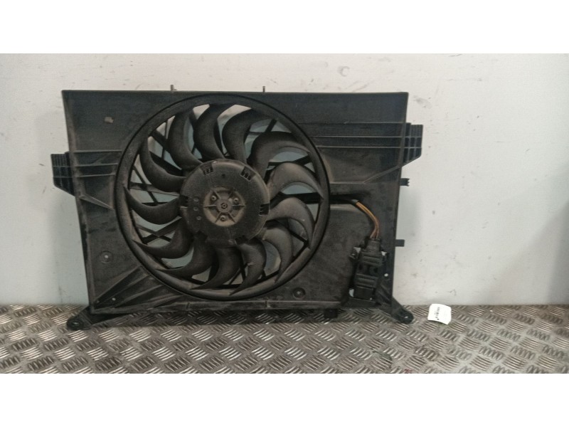 Recambio de electroventilador para volvo s60 i (384) 2.5 t referencia OEM IAM 3135103922  