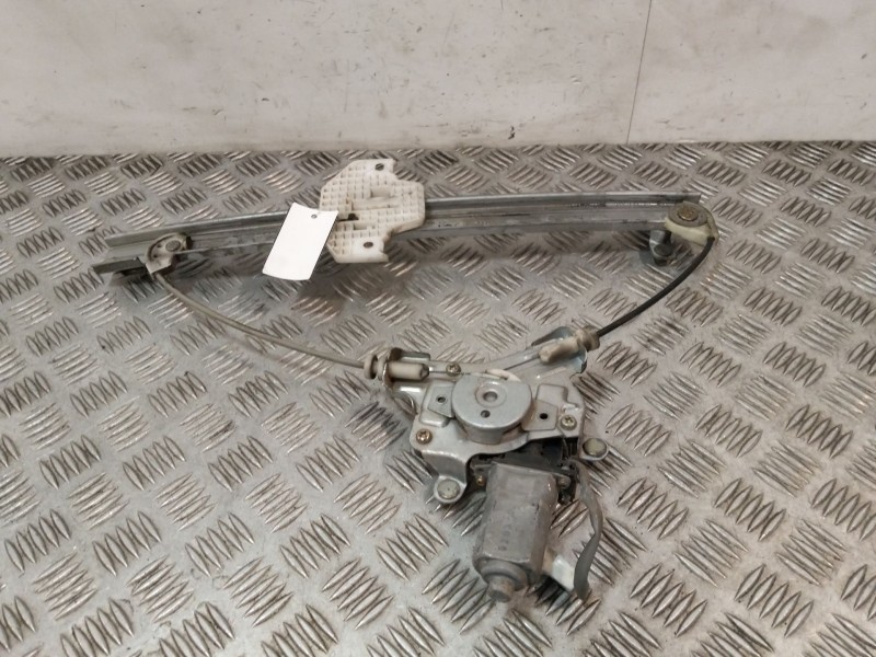 Recambio de elevalunas trasero derecho para hyundai matrix (fc) 1.6 referencia OEM IAM 9882017200  