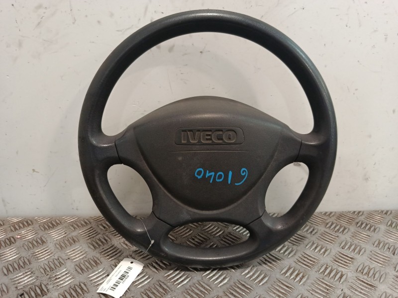 Recambio de volante para iveco ml75e12 caja abierta a75a00 lm3c7512 (laterales de lona) referencia OEM IAM 504149333 34002724 
