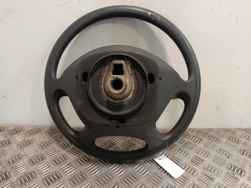 Recambio de volante para iveco ml75e12 caja abierta a75a00 lm3c7512 (laterales de lona) referencia OEM IAM 504149333 34002724 