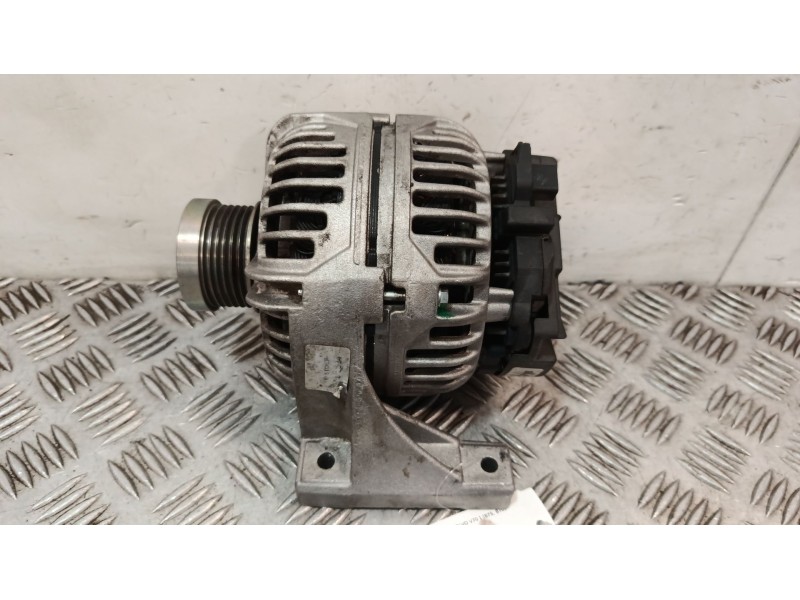 Recambio de alternador para volvo v70 i (875, 876) 2.4 turbo referencia OEM IAM 0124525060  