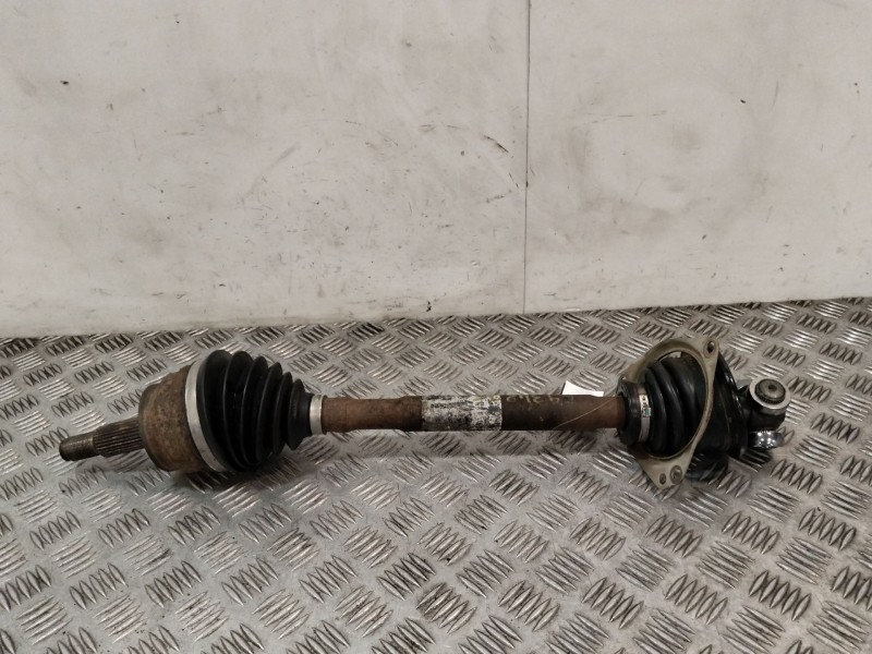 Recambio de transmision delantera izquierda para renault master ii furgoneta (fd) 1.9 dci 80 referencia OEM IAM 7711135278  