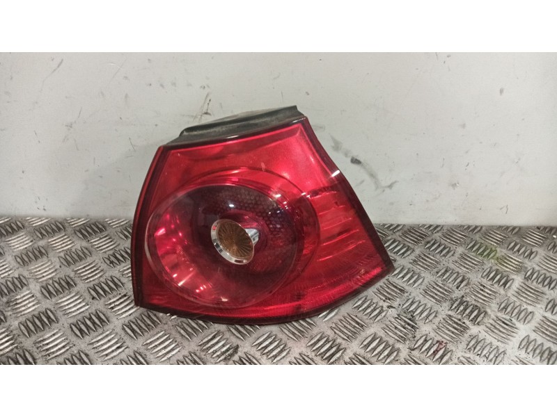 Recambio de piloto trasero derecho para volkswagen golf v (1k1) 2.0 tdi referencia OEM IAM 084411963  