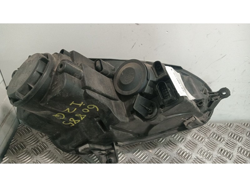 Recambio de faro derecho para volkswagen golf v (1k1) 2.0 tdi referencia OEM IAM 1K6941029P  