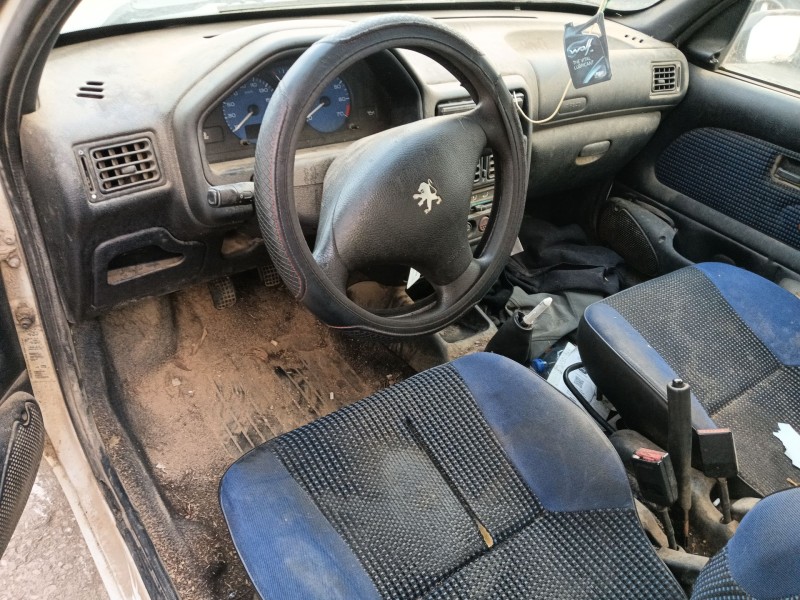 peugeot 106 ii (1a_, 1c_) del año 2003