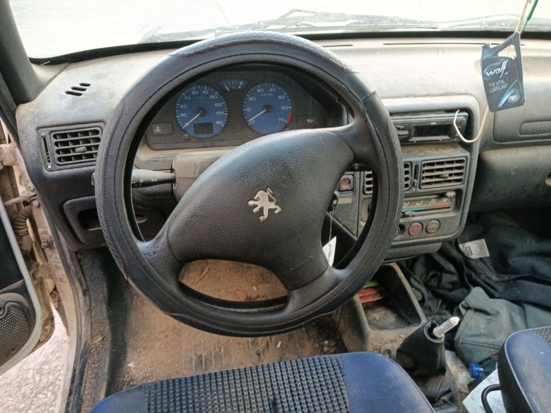 peugeot 106 ii (1a_, 1c_) del año 2003