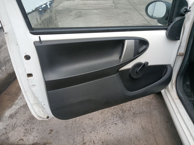 peugeot 107 (pm_, pn_) del año 2012