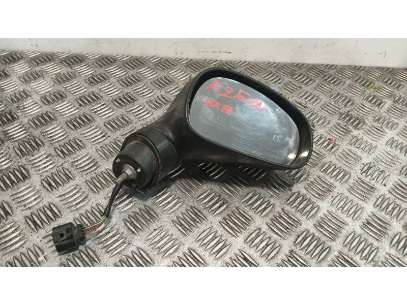 Recambio de retrovisor derecho para seat leon (1p1) 1.9 tdi referencia OEM IAM 010852  