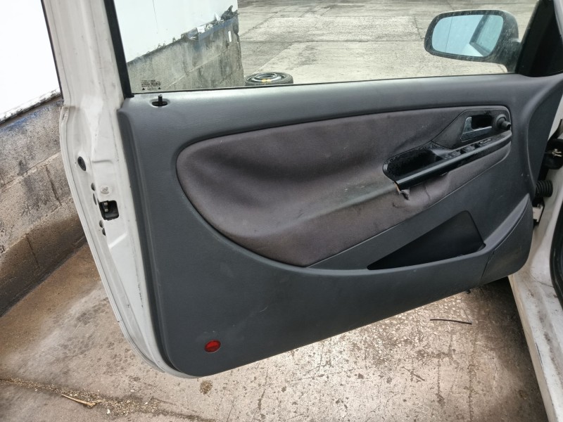 seat ibiza ii (6k1) del año 2001