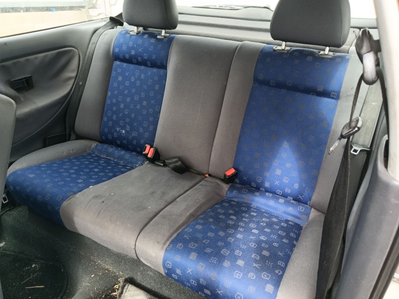 seat ibiza ii (6k1) del año 2001