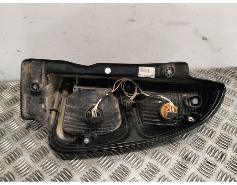 Recambio de piloto trasero izquierdo para citroën c3 picasso (sh_) 1.6 hdi 90 referencia OEM IAM 6350GL  