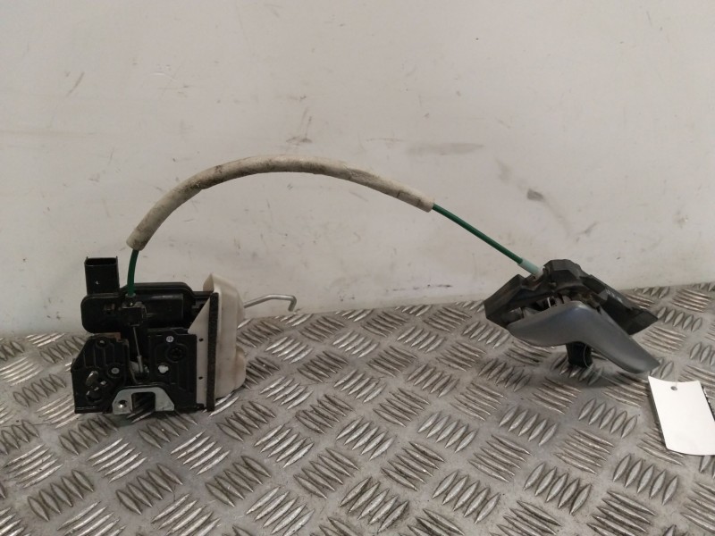 Recambio de cerradura puerta delantera derecha para kia rio iii (ub) 1.25 cvvt referencia OEM IAM 813211W060  