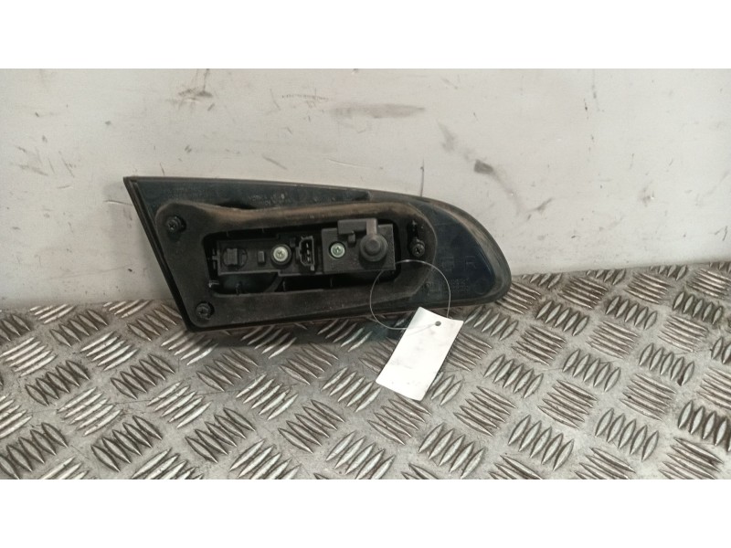 Recambio de piloto trasero derecho interior para seat ibiza iii (6l1) 1.9 tdi referencia OEM IAM 6L9445094  