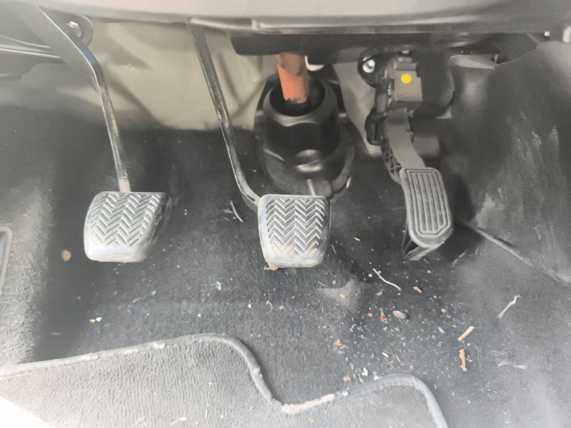 Recambio de pedal acelerador para toyota auris (_e18_) 1.6 (zre181_, zre185_) referencia OEM IAM 781100F010  