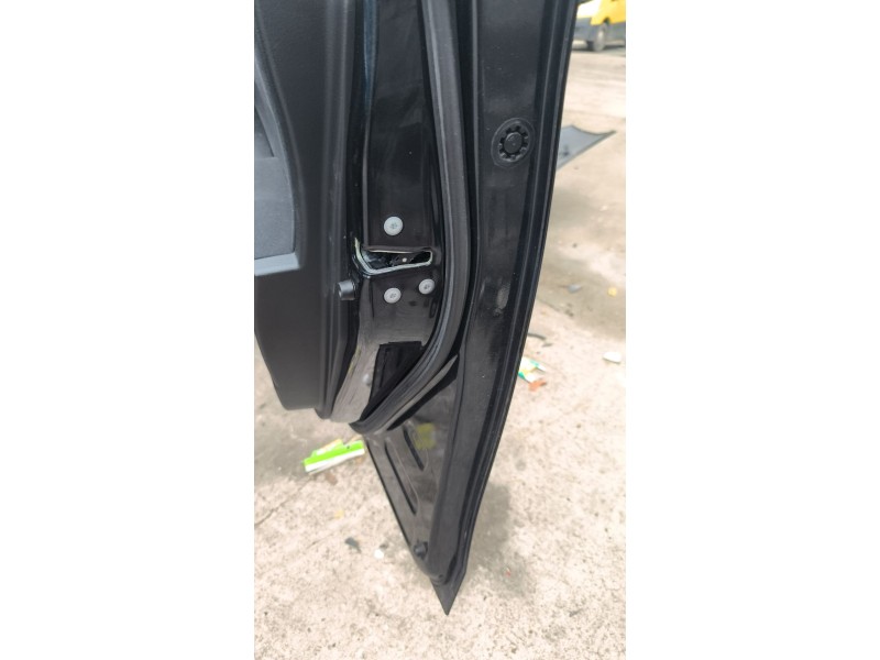 Recambio de cerradura puerta delantera derecha para toyota auris (_e18_) 1.6 (zre181_, zre185_) referencia OEM IAM 6903005130  