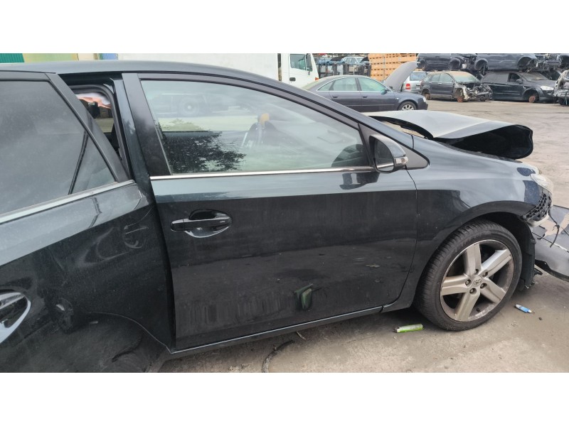 Recambio de puerta delantera derecha para toyota auris (_e18_) 1.6 (zre181_, zre185_) referencia OEM IAM 6700102540  