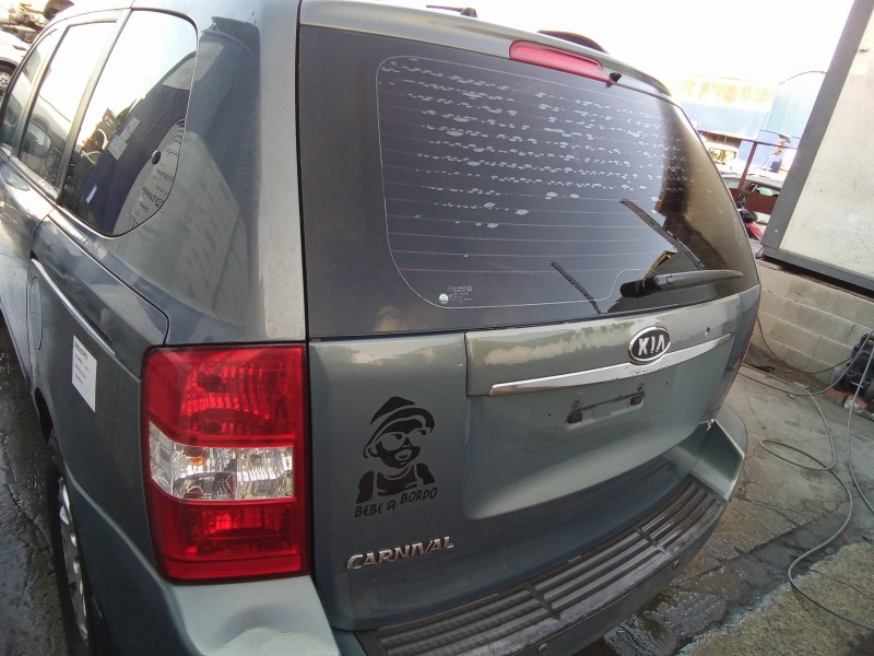 Recambio de porton trasero para kia carnival 2.9 crdi cat referencia OEM IAM 737004D101  