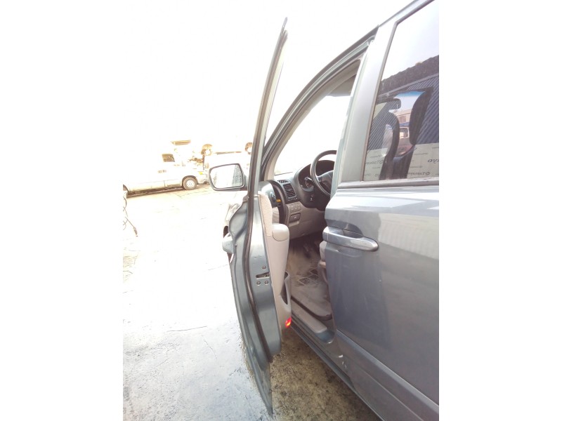 Recambio de puerta delantera izquierda para kia carnival 2.9 crdi cat referencia OEM IAM 760034D010  