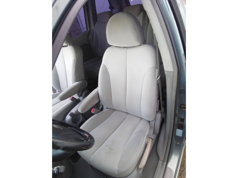 Recambio de asiento delantero izquierdo para kia carnival 2.9 crdi cat referencia OEM IAM 4701618  
