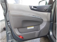 Recambio de guarnecido puerta delantera izquierda para kia carnival 2.9 crdi cat referencia OEM IAM 0K53D68420  