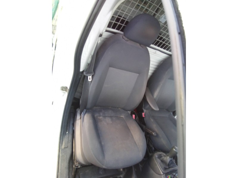 Recambio de asiento delantero derecho para citroën nemo 1.3 hdi fap referencia OEM IAM 892537  
