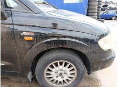 Recambio de aleta delantera derecha para ssangyong rodius referencia OEM IAM 5181121000  