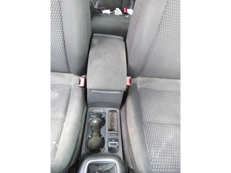 Recambio de apoyabrazos central para volkswagen tiguan (5n1) 2.0 tdi referencia OEM IAM 5N1863243C  