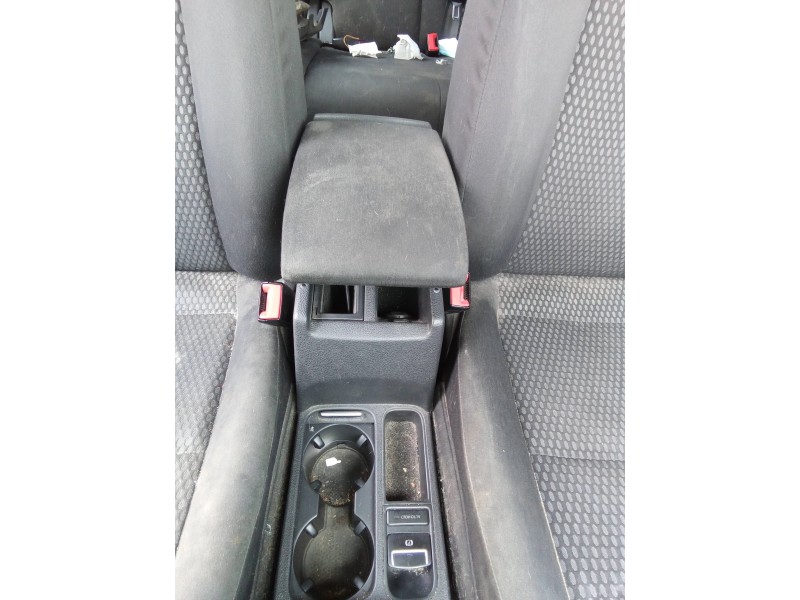 Recambio de apoyabrazos central para volkswagen tiguan (5n1) 2.0 tdi referencia OEM IAM 5N1863243C  
