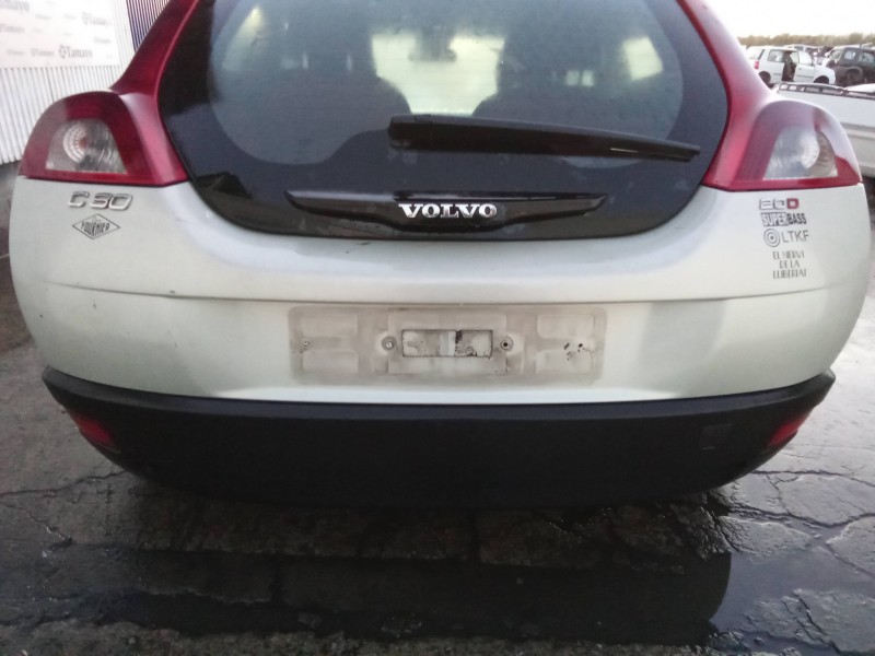 Recambio de paragolpes trasero para volvo c30 2.0 diesel cat referencia OEM IAM 30657208  
