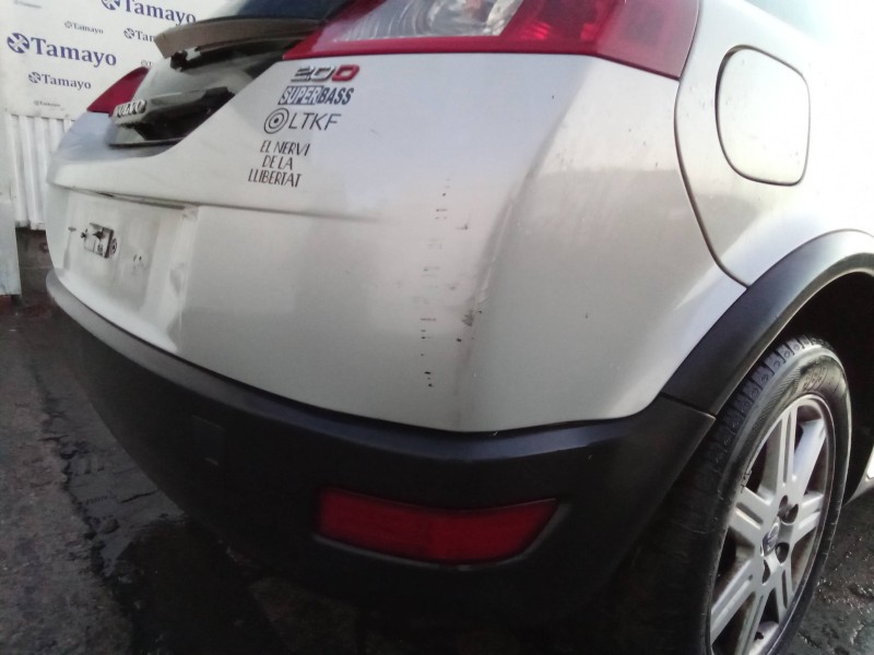 Recambio de paragolpes trasero para volvo c30 2.0 diesel cat referencia OEM IAM 30657208  