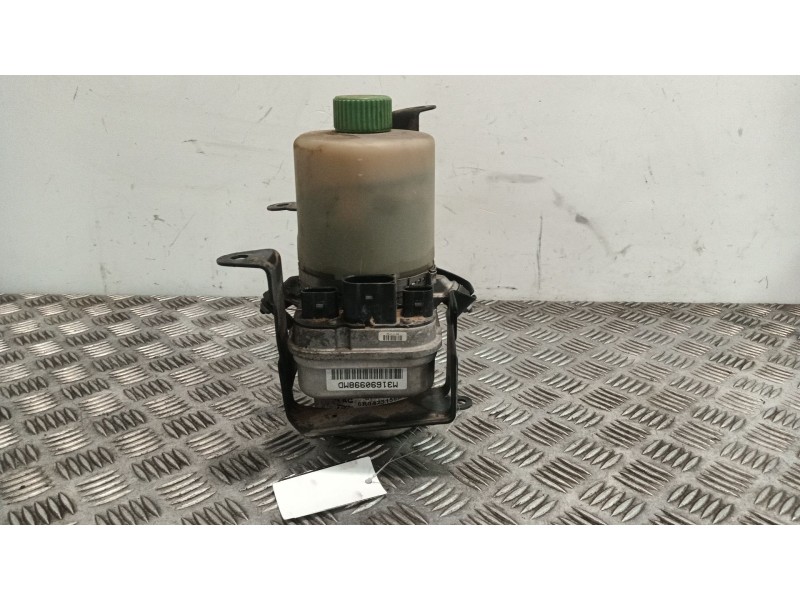 Recambio de bomba direccion para volkswagen polo (6r1) referencia OEM IAM 6R0423156A  