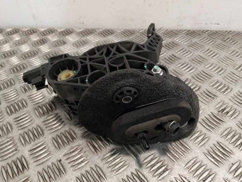 Recambio de pedal embrague para ford transit courier referencia OEM IAM EY167B633CA  