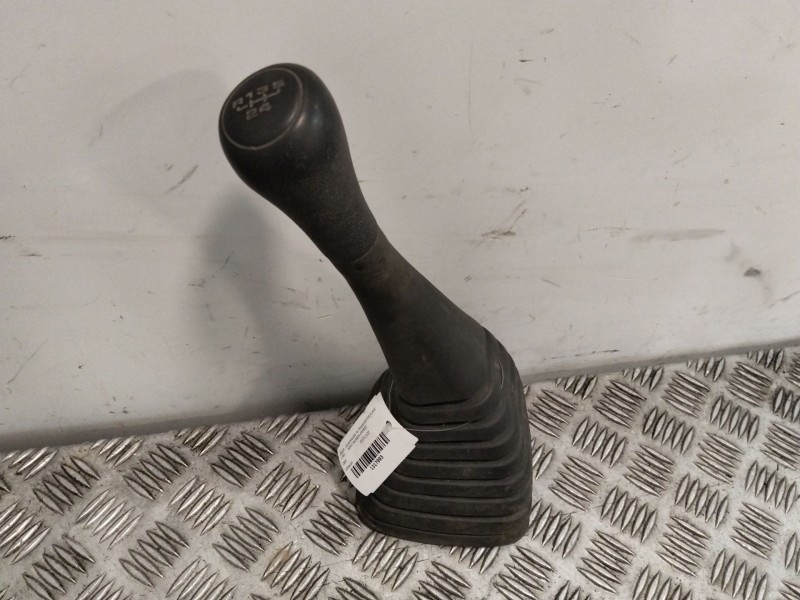 Recambio de pomo palanca cambio para volkswagen t4 transporter/furgoneta syncro (mod. 1991) referencia OEM IAM 701711120  