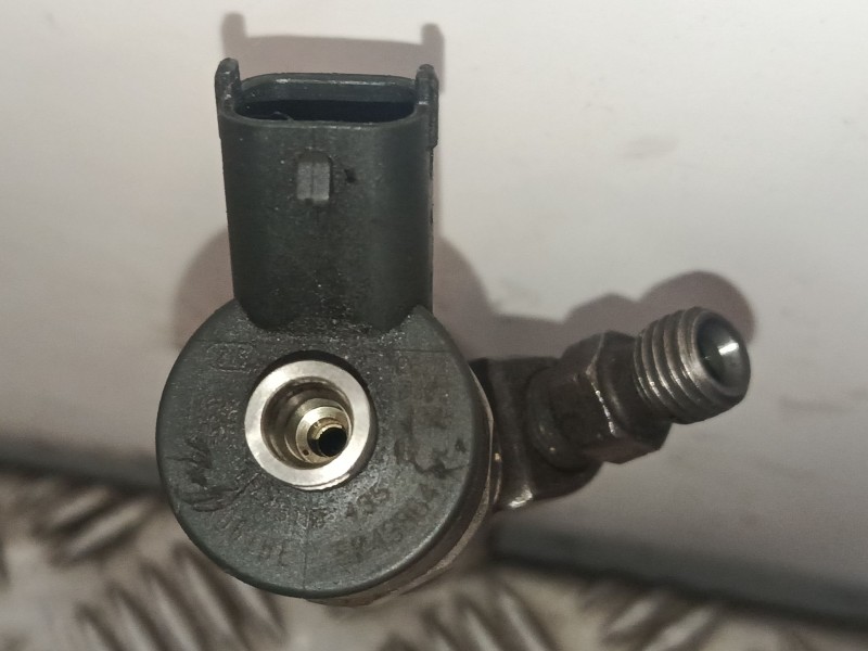 Recambio de inyector para iveco daily iv caja/chasis 35c14, 35s14, 35s14 /p referencia OEM IAM 504389548  