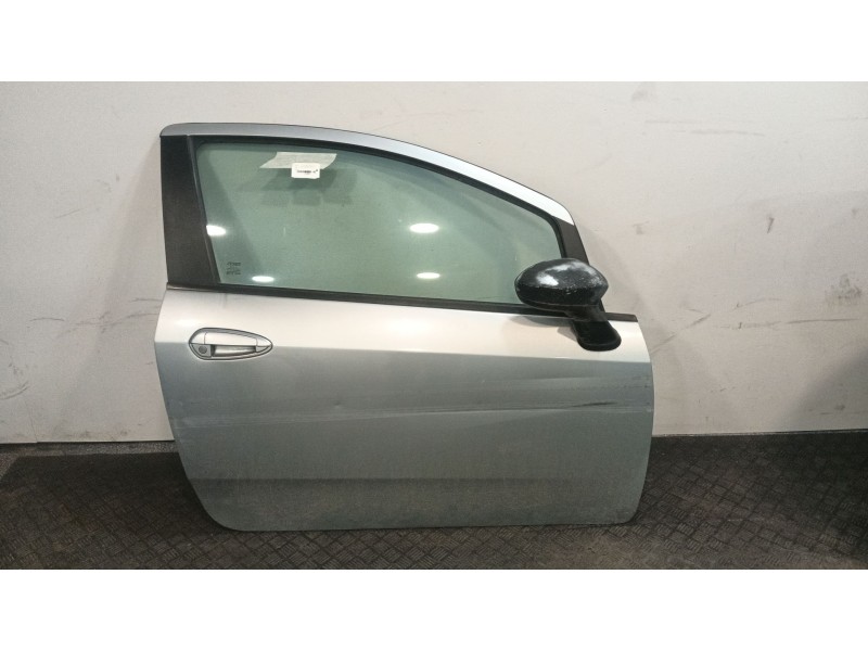 Recambio de puerta delantera derecha para fiat grande punto (199_) 1.4 (199axb11, 199axb1a, 199bxb1a, 199axl1a) referencia OEM I