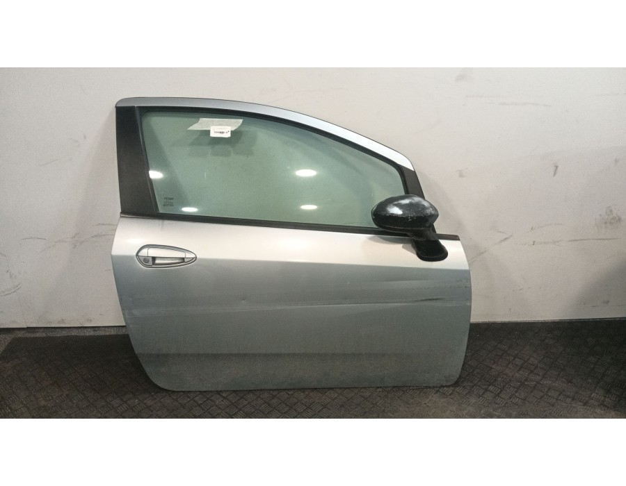 Recambio de puerta delantera derecha para fiat grande punto (199_) 1.4 (199axb11, 199axb1a, 199bxb1a, 199axl1a) referencia OEM I