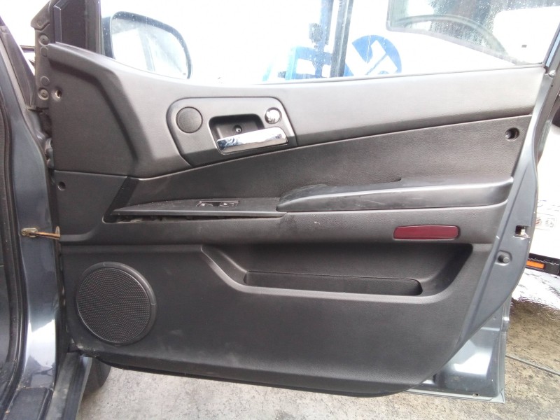 Recambio de guarnecido puerta delantera derecha para ssangyong actyon 2.0 td cat referencia OEM IAM   